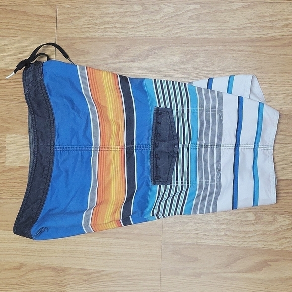Men's Rip Curl Swim Trunks Size 28 - Picture 3 of 6